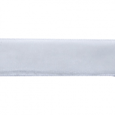 Лента бархатная нейлон, шир.12 мм, (упак. 45,7м), цв.01-белый - купить в Северодвинске. Цена: 457.61 руб.