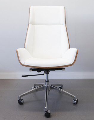 Кресло из натуральной кожи, каркас дерево арт. FX-BC06 - купить в Северодвинске. Цена 34 820.52 руб.